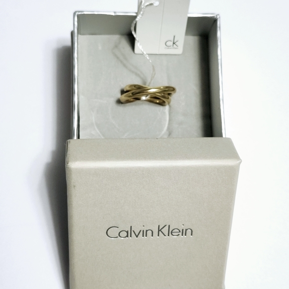 Calvin Klein Orbit Ring - Picture 4 of 10